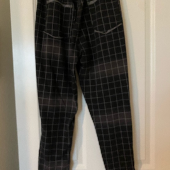 Top & pant set - Picture 4 of 4